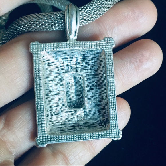 VINTAGE Silver Tone Snake Chain Pendant Necklace - Picture 3 of 15